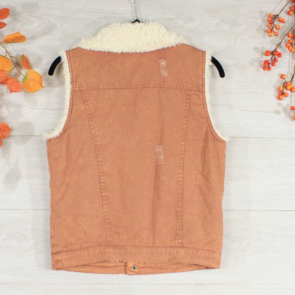 β¨ Boho Vest with Sherpa Lining - Picture 7 of 7